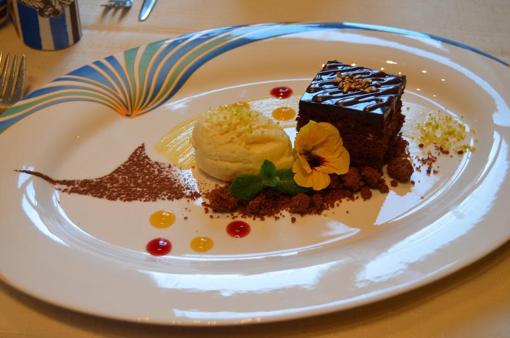 Gasthof Ziegler Hotel & Restaurant ลินเดา ภายนอก รูปภาพ